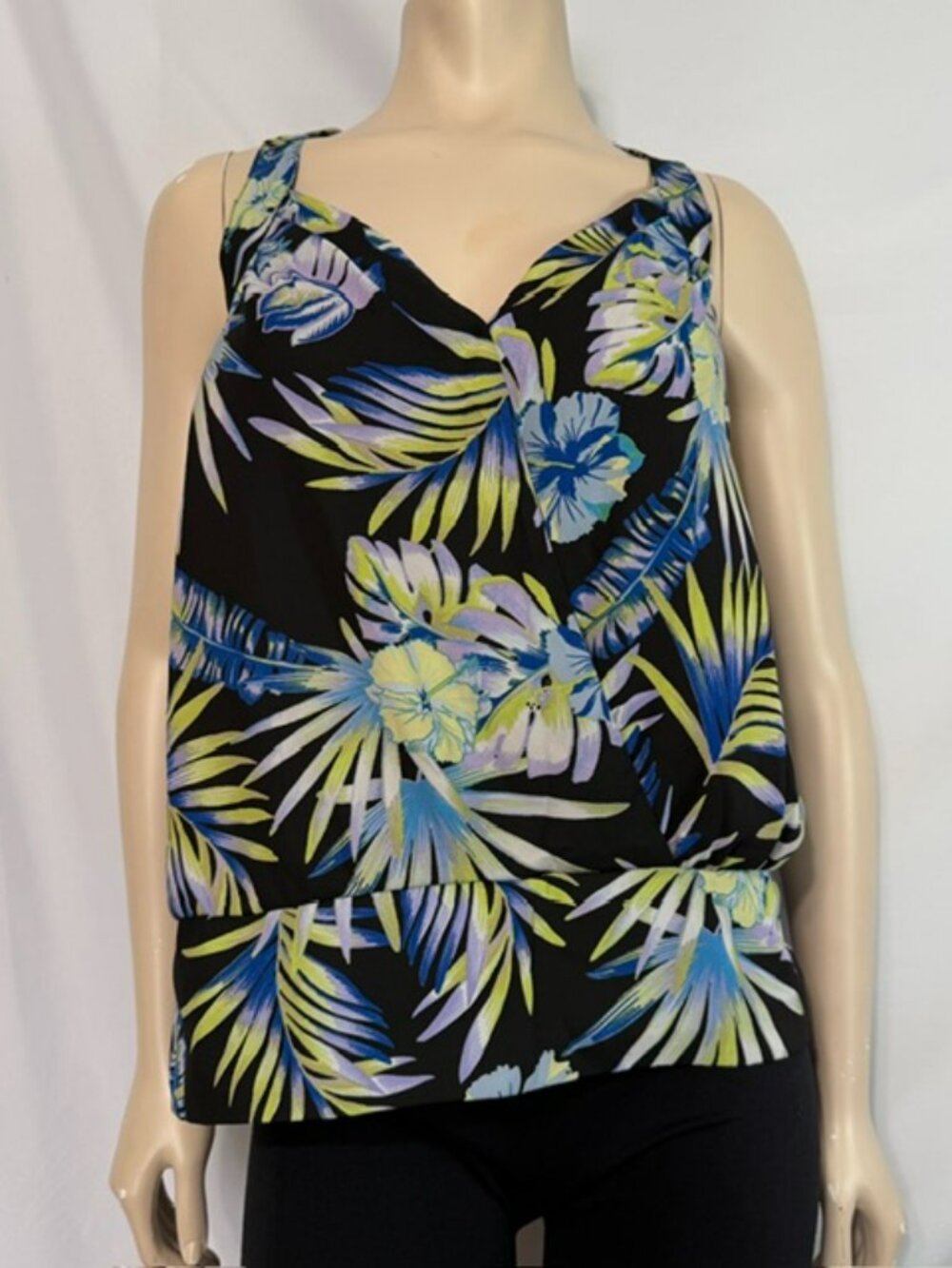 NY & Co 7 Th Ave Design Studio Tropical Print Blue/Black Halter - Size XL